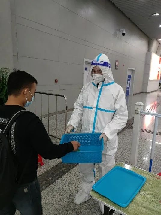 齊心戰(zhàn)“疫” | 辰安科技運維團隊持續(xù)保障客戶精準抗疫 齊心戰(zhàn)“疫” | 辰安科技運維團隊持續(xù)保障客戶精準抗疫